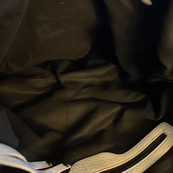 Backpack - Picture 7 of 9